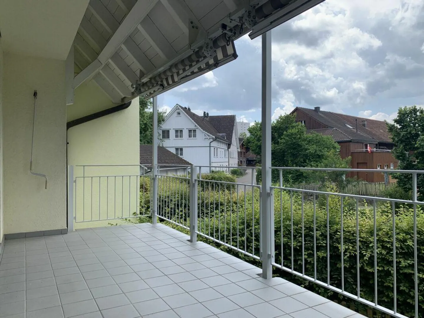 Family-friendly and bright 4 ½ room apartment - Photo 12 of 13