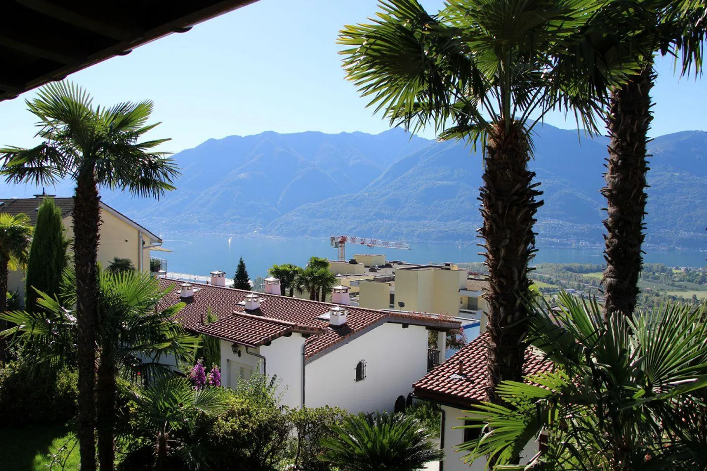 Maison de ville en rangée dans un bel emplacement panoramique à Locarno Monti - Photo 3 sur 9