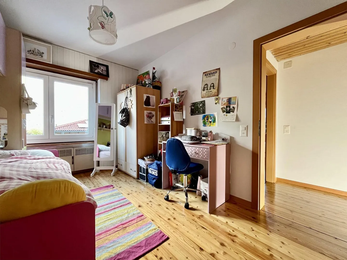 Bright House with 6 Rooms, Cave and Garden in Gnosca - Photo 6 of 10