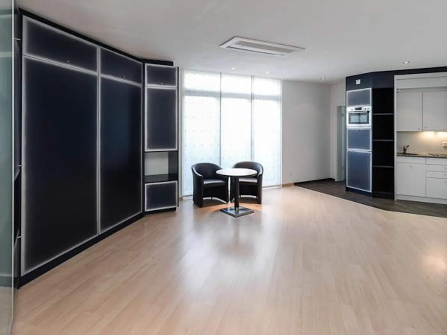 Appartement avec services - vivre comme dans un hôtel ! - Photo 2 sur 7