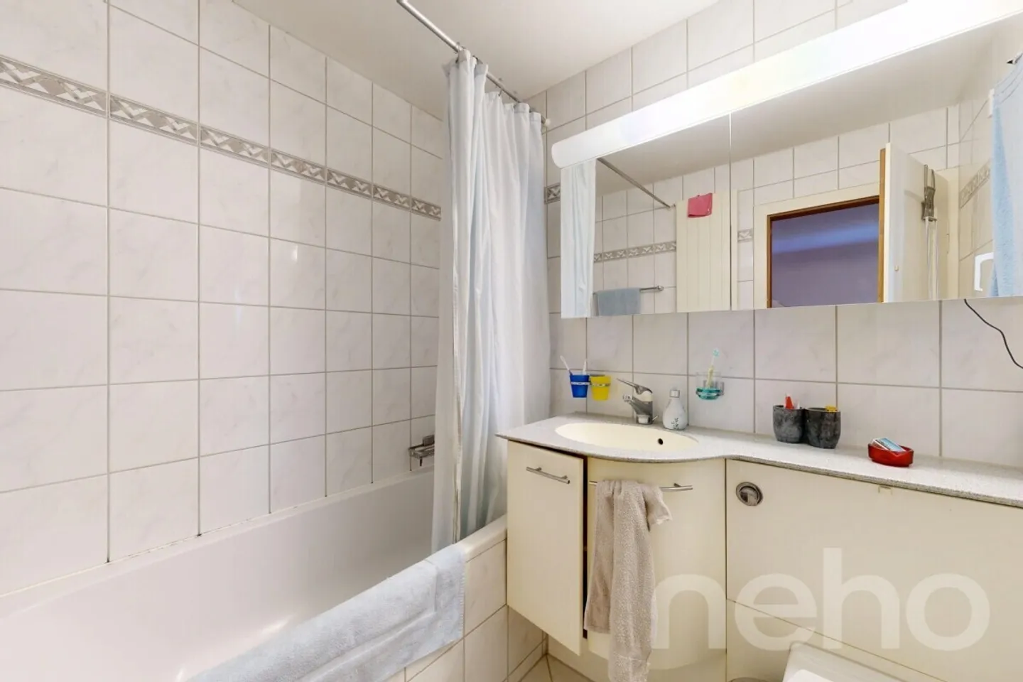 Charmantes Freistehendes Haus - Foto 9 von 13