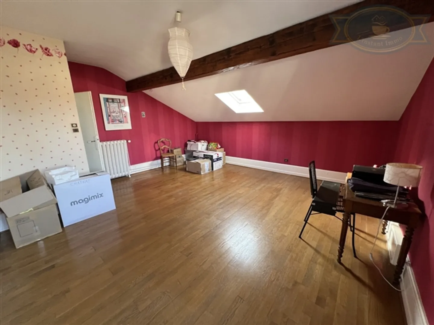 Magnificent Manor House with Character and Large Garden - Photo 12 of 18