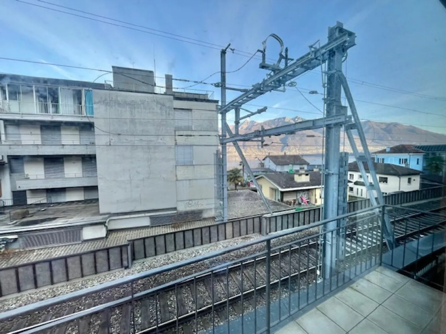 VIRA GAMBAROGNO - MULTIPROPRIETÀ IN POSIZIONE CENTRALE IN VENDITA - Foto 7 di 12