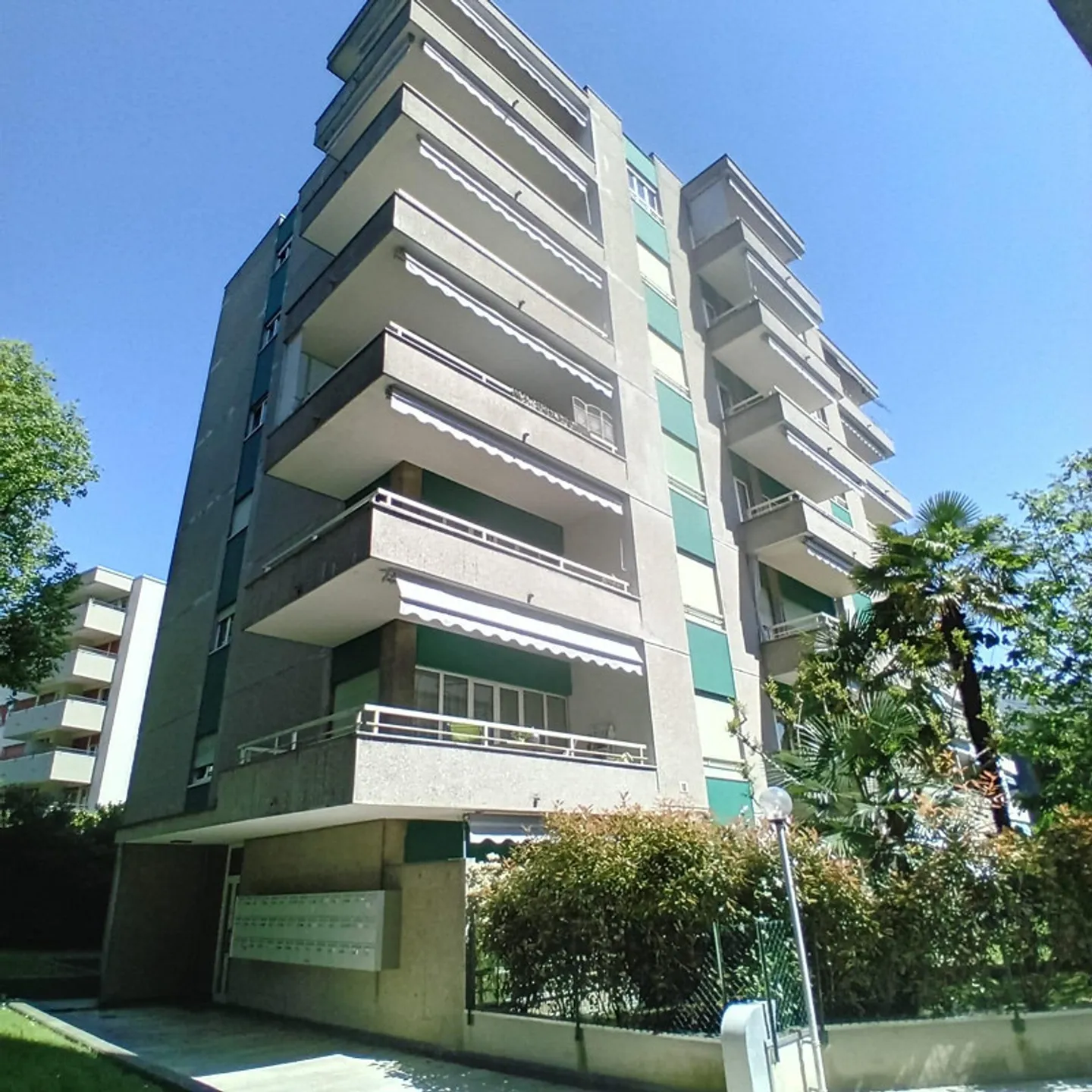 Appartement 2.5 pièces accueillant avec balcon - Photo 10 sur 11