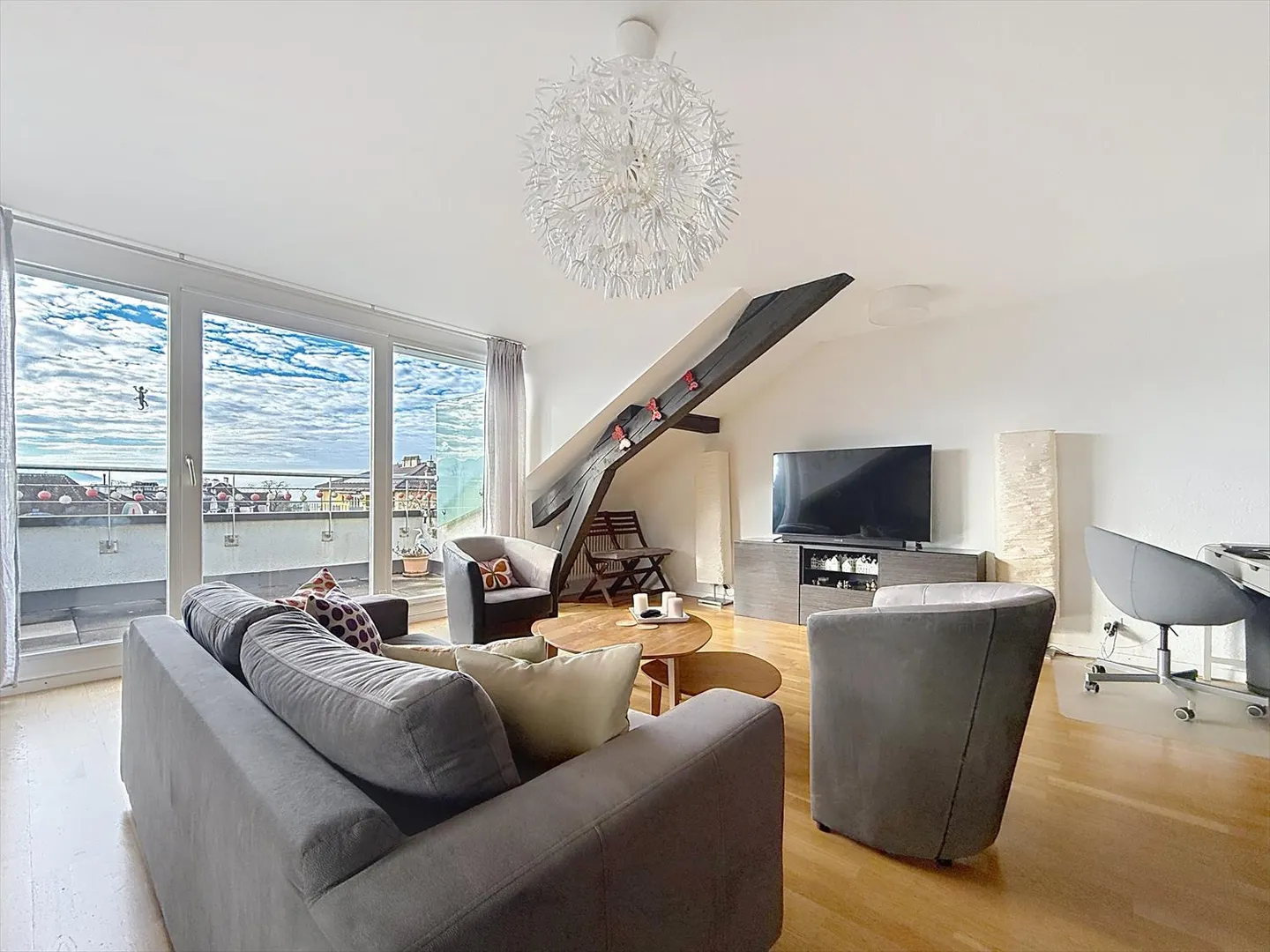 Appartement 2.5 pièces - Photo 1 sur 7