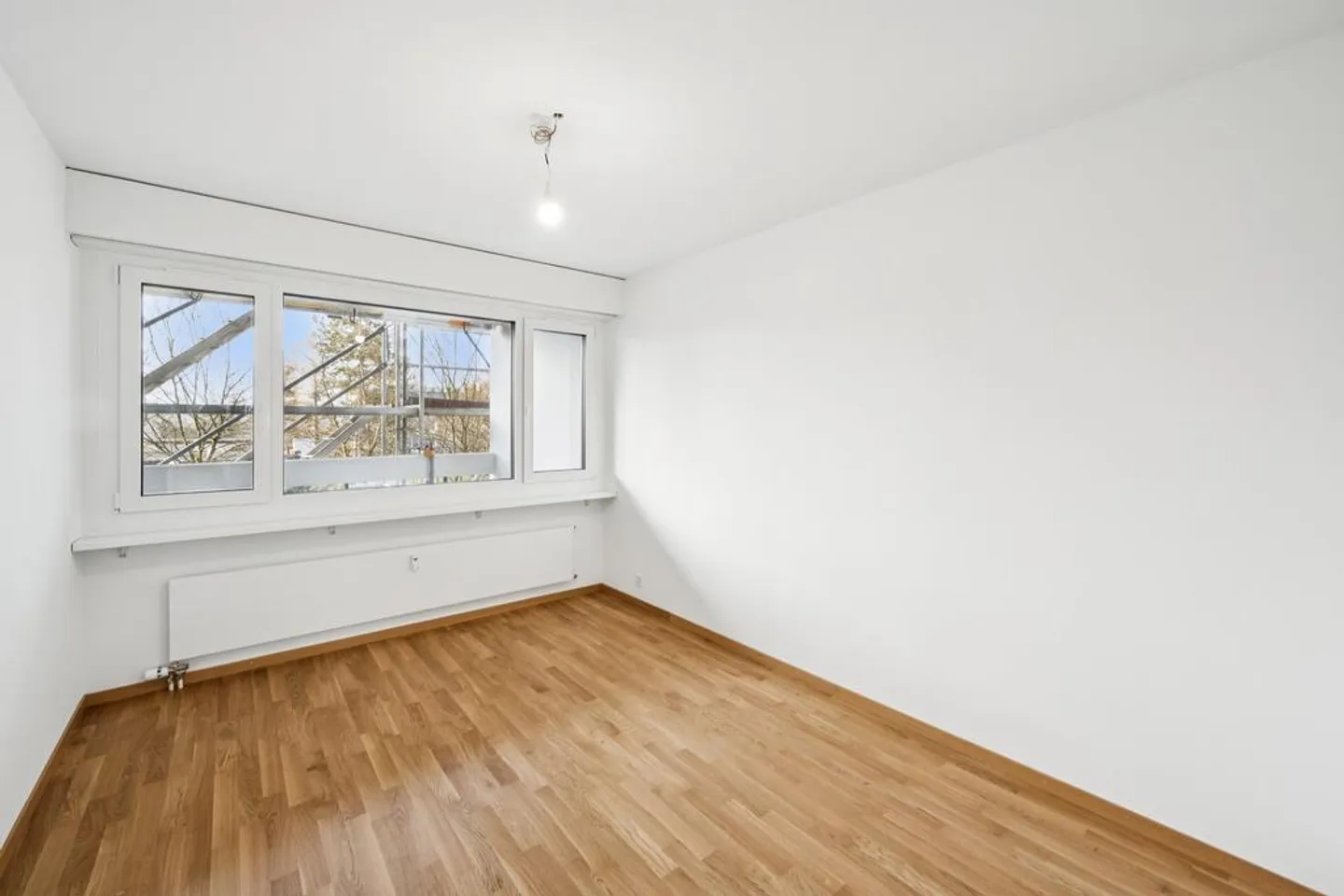 Freshly renovated apartment with large balcony in a quiet location - Photo 10 of 11