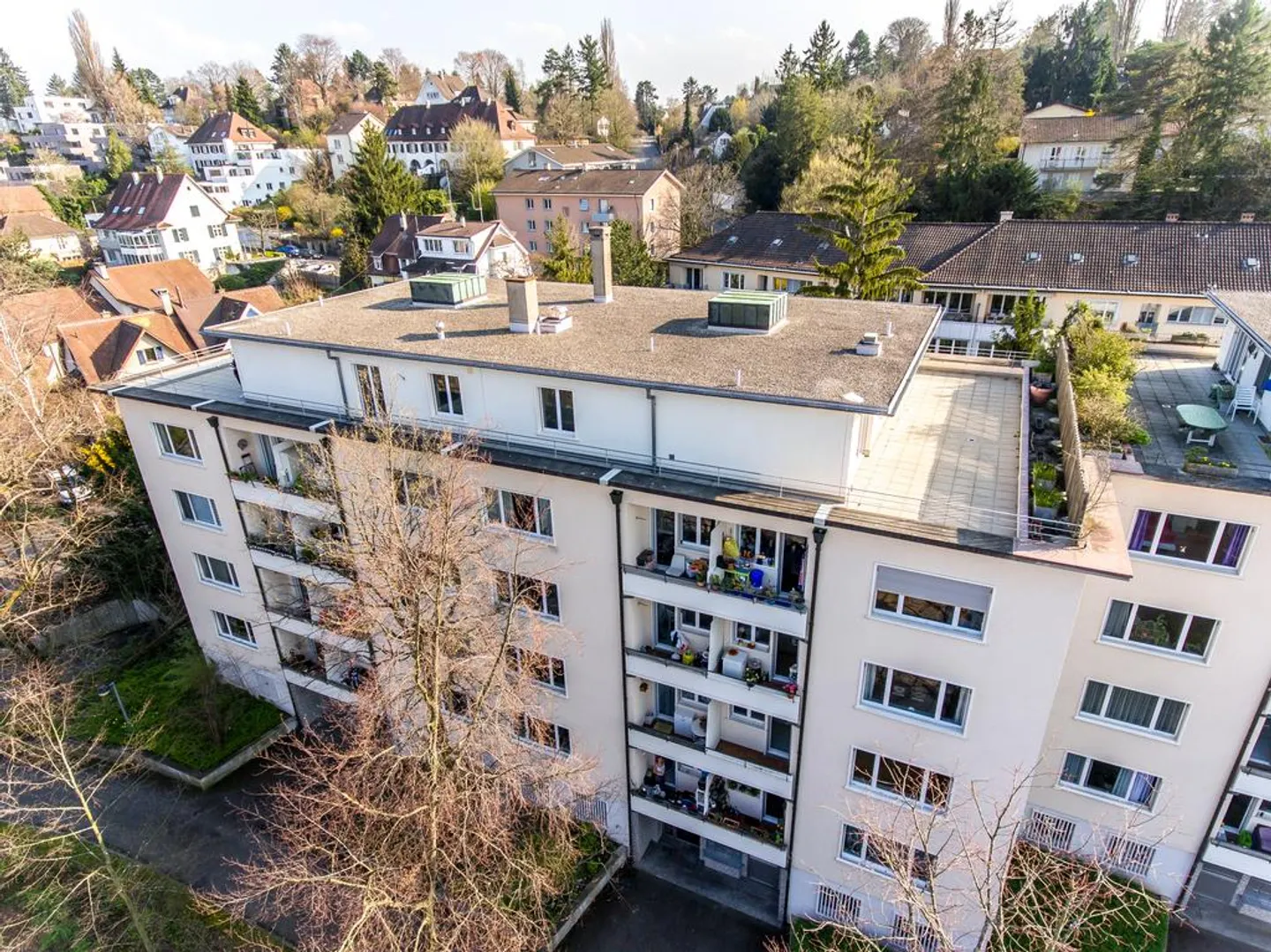 Modern old building apartment seeks new tenant - Photo 1 of 10