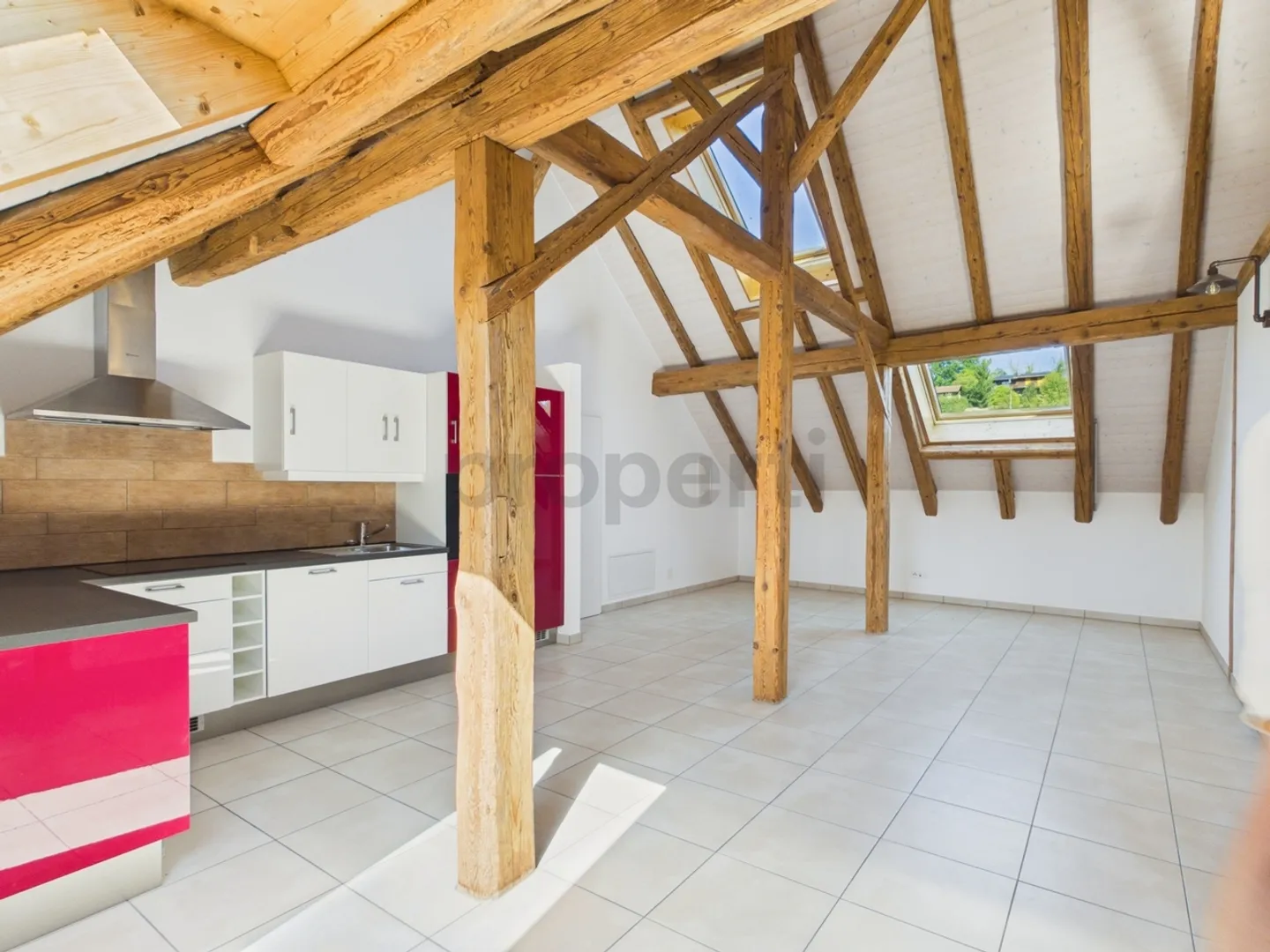 Appartement de 3,5 pièces a Champmartin - charme, cachet et tranquilité - Photo 7 of 12
