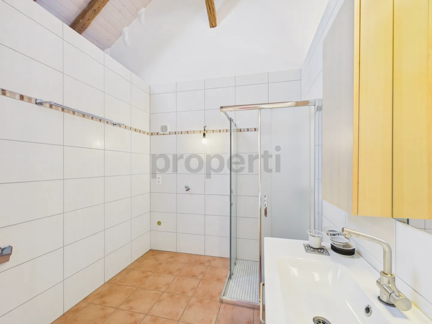 Appartement de 3,5 pièces a Champmartin - charme, cachet et tranquilité - Photo 9 of 12