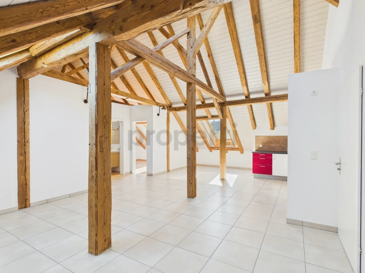 Appartement de 3,5 pièces a Champmartin - charme, cachet et tranquilité - Photo 10 of 12