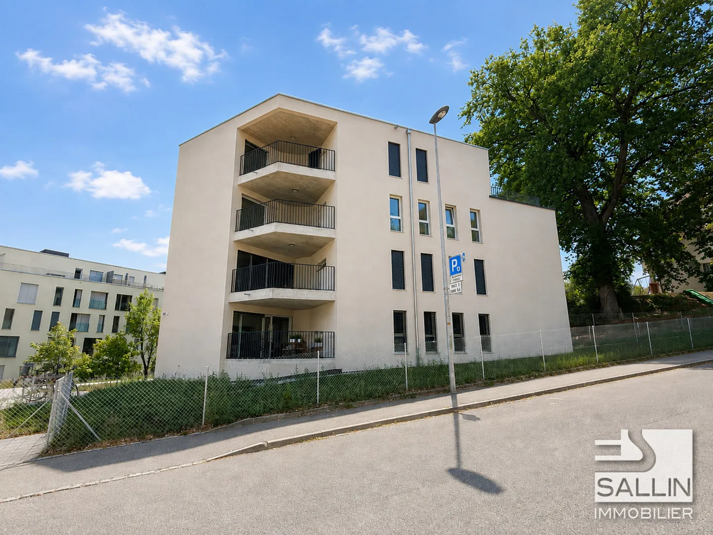 4-room penthouse with very large terraces - Photo 1 of 13
