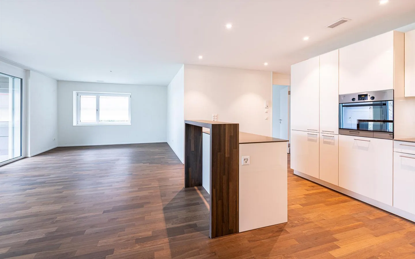 Bellissimo appartamento di 4,5 stanze a Sciaffusa! - Foto 4 di 8