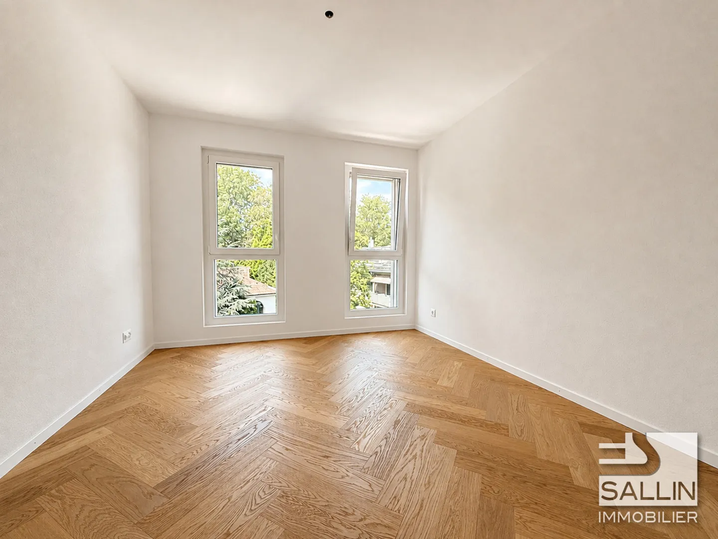 4-room penthouse with very large terraces - Photo 11 of 13