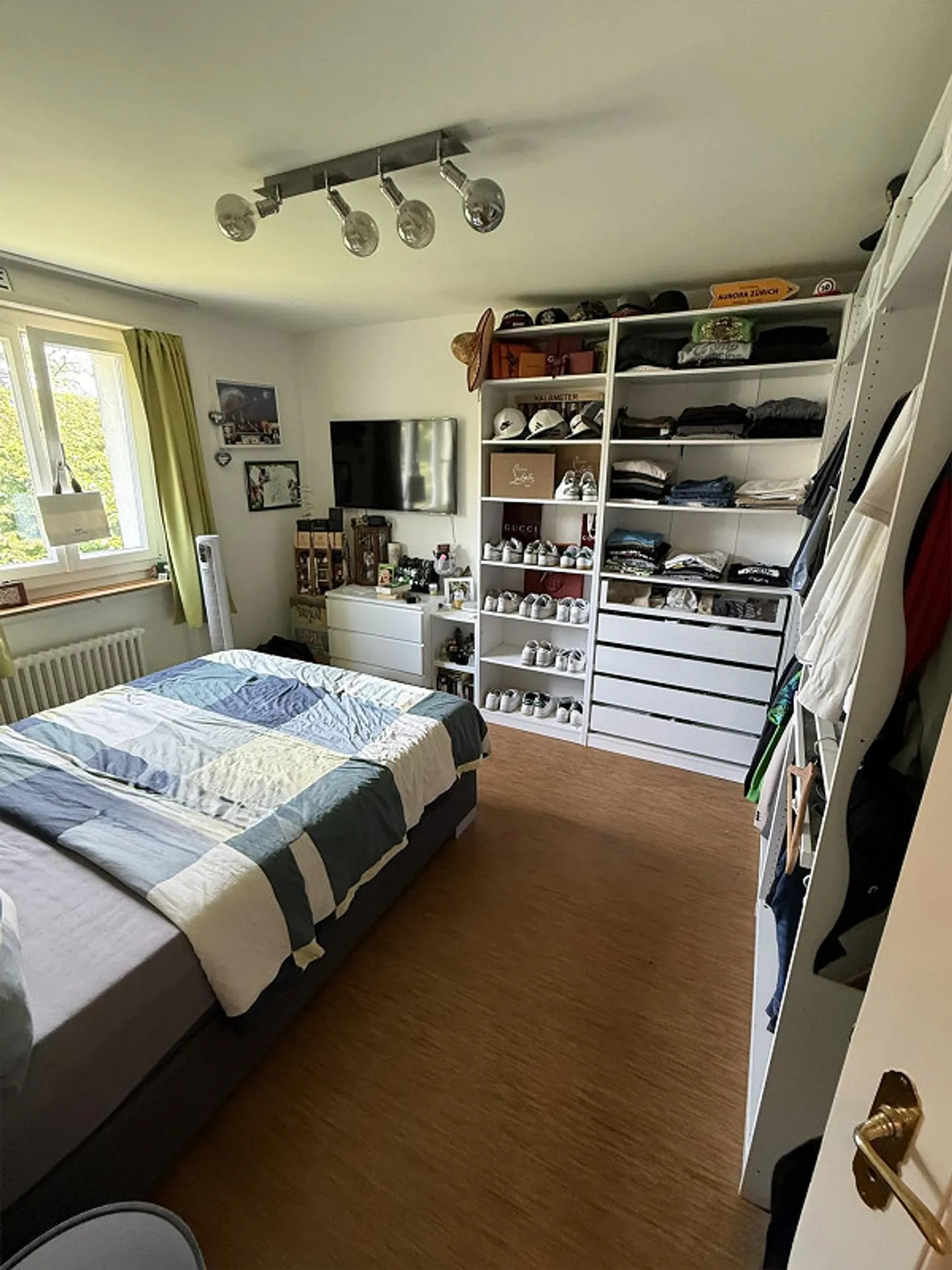 Appartamento arredato di 2,5 stanze a Zurigo-Wollishofen - Foto 3 di 8