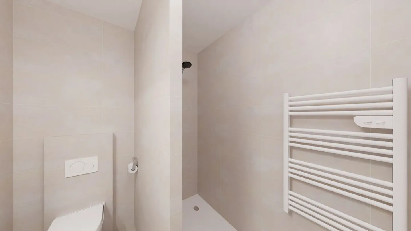 Renovated 4.5-room apartment with large private garden - Photo 7 of 9