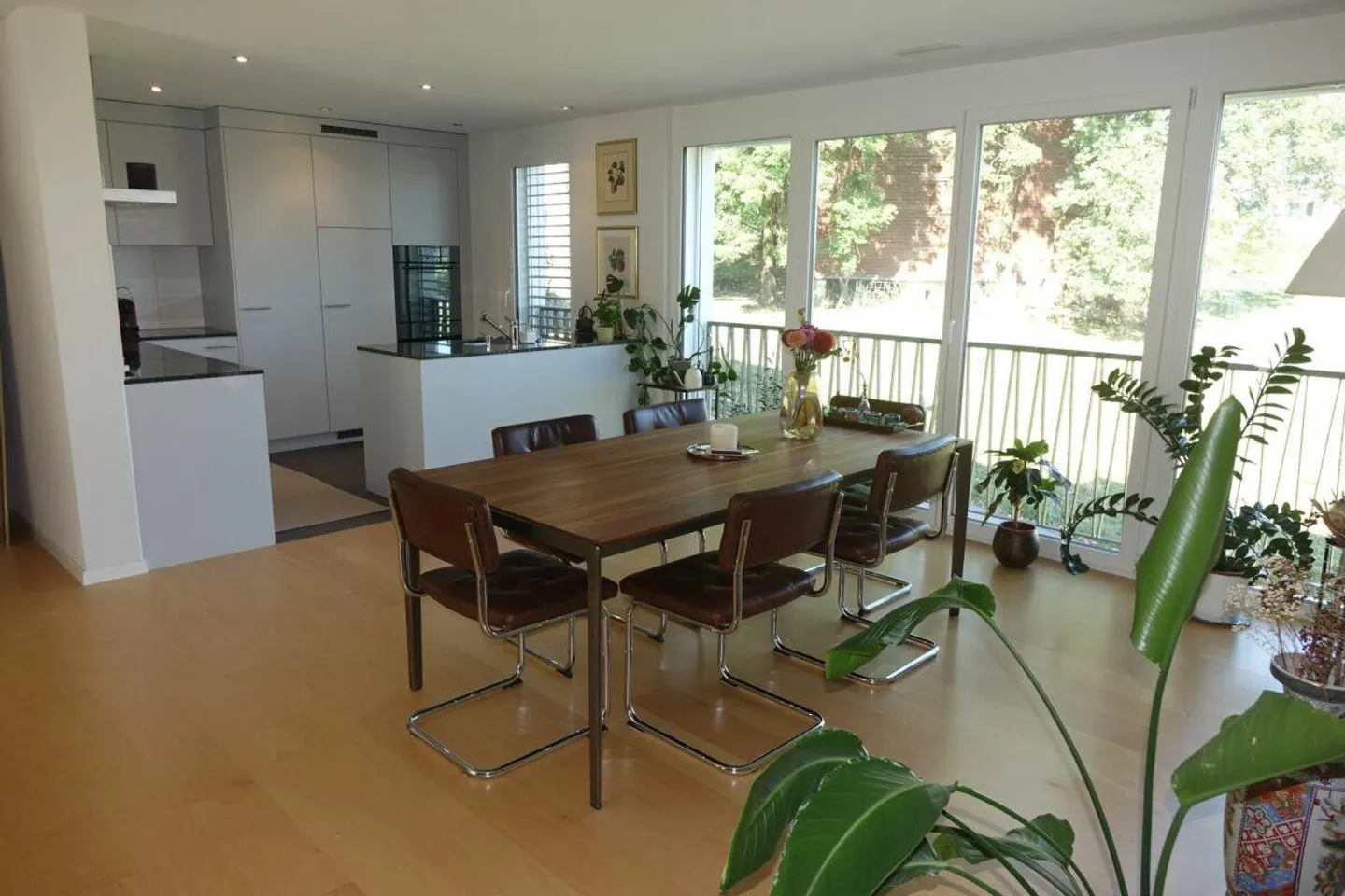 Modern apartment with high standard of construction - Photo 3 of 7