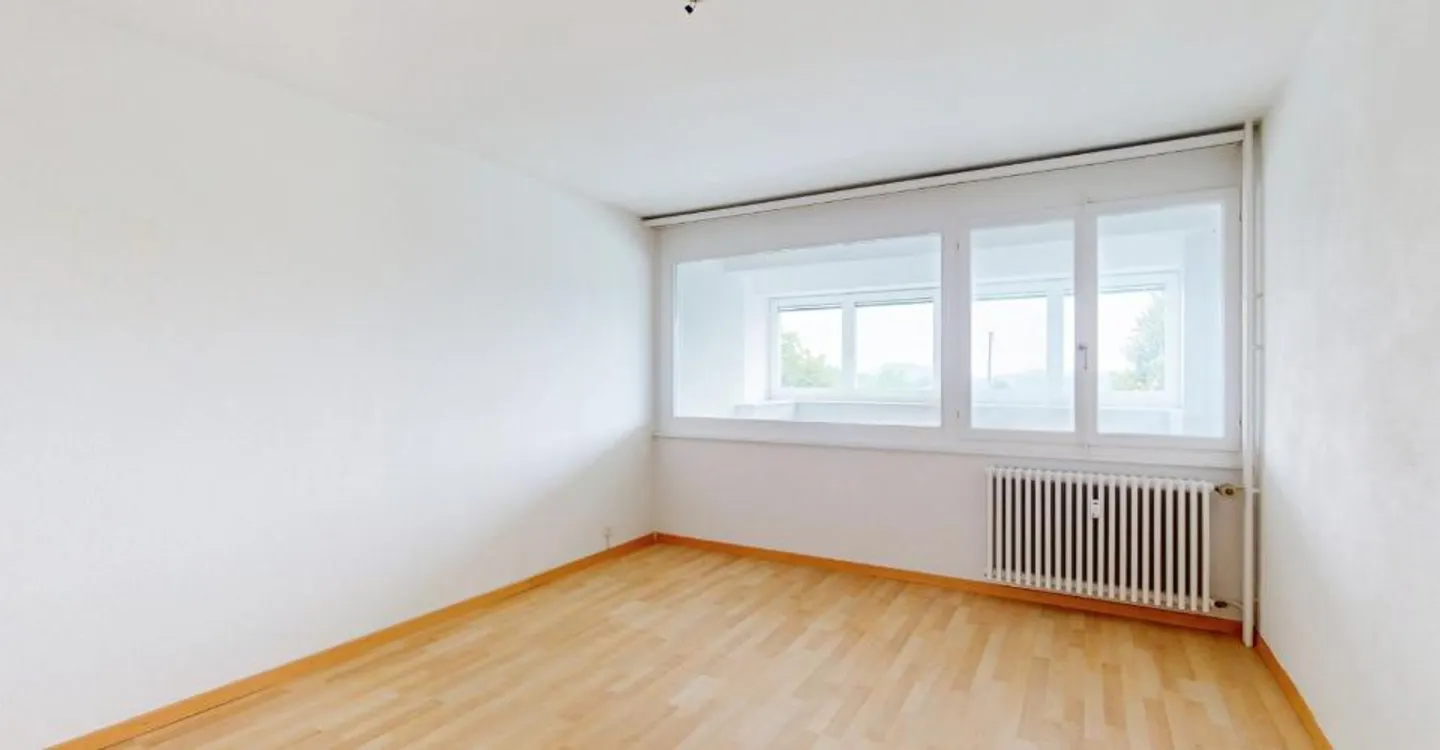 Modern Garden Apartment - Photo 5 of 10