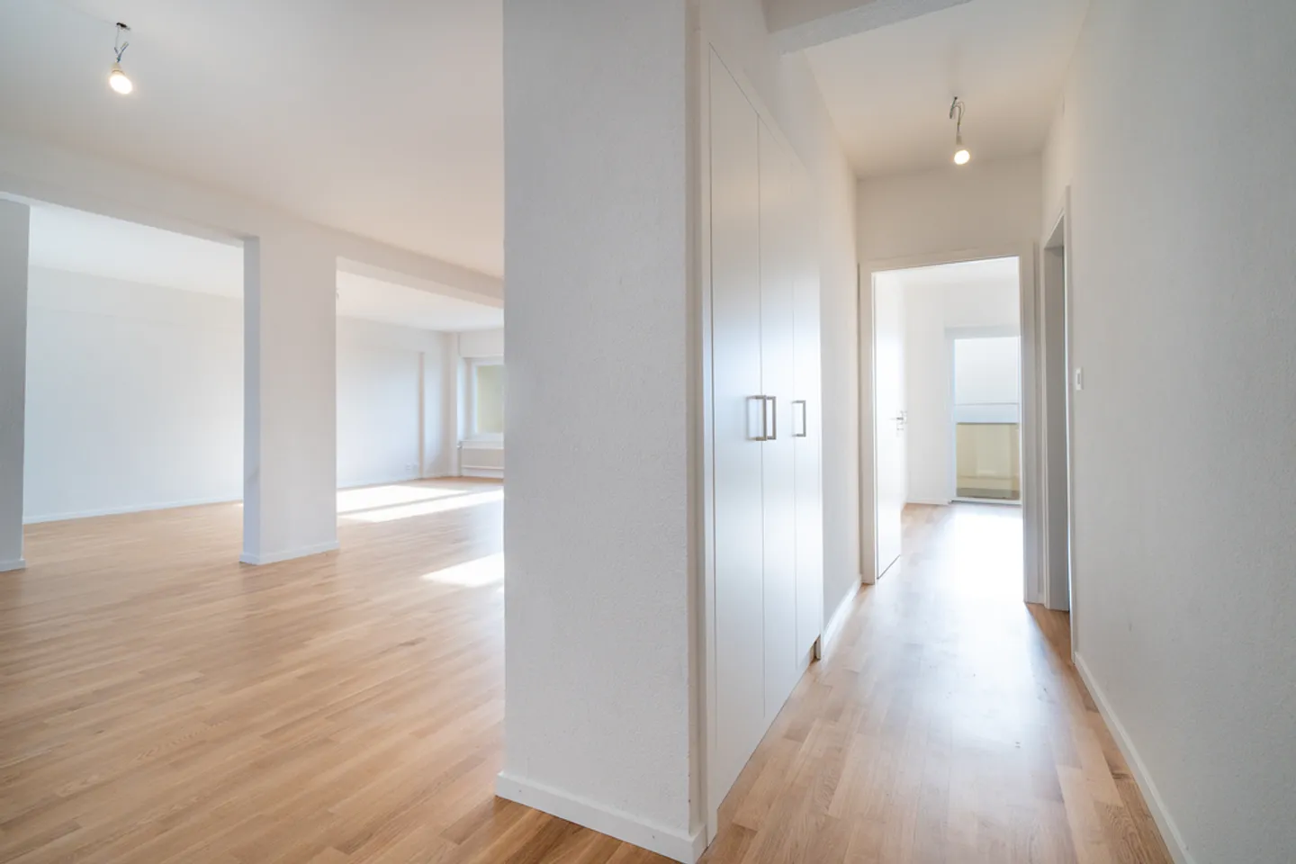 Bellissimo appartamento di 4,5 stanze con vista sul lago - Foto 5 di 11