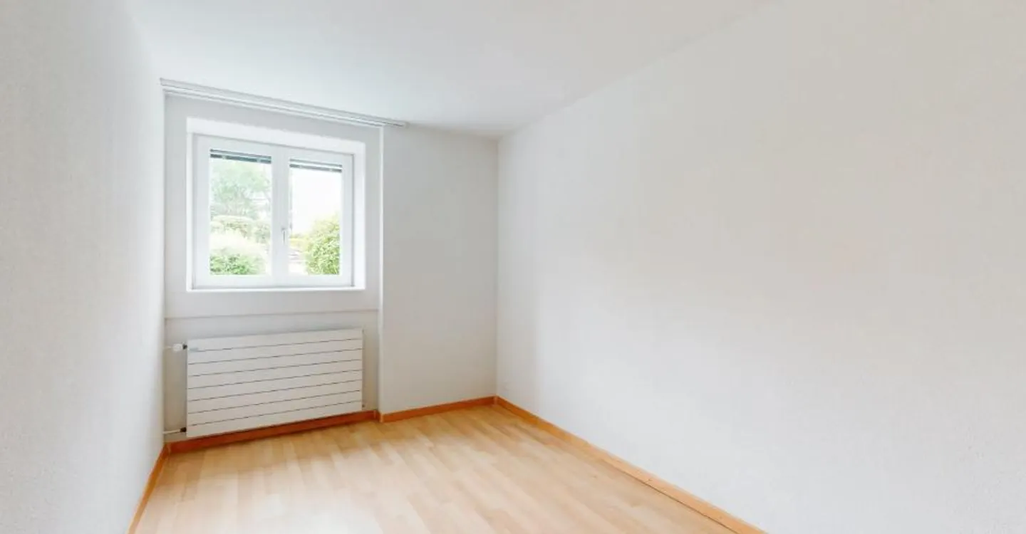 Modern Garden Apartment - Photo 6 of 10