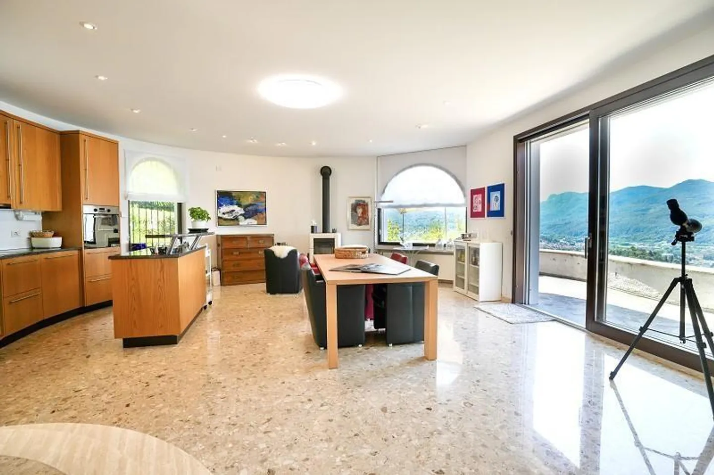 Villa di 7 1/2 locali vista panoramica sul lago - Foto 4 di 47