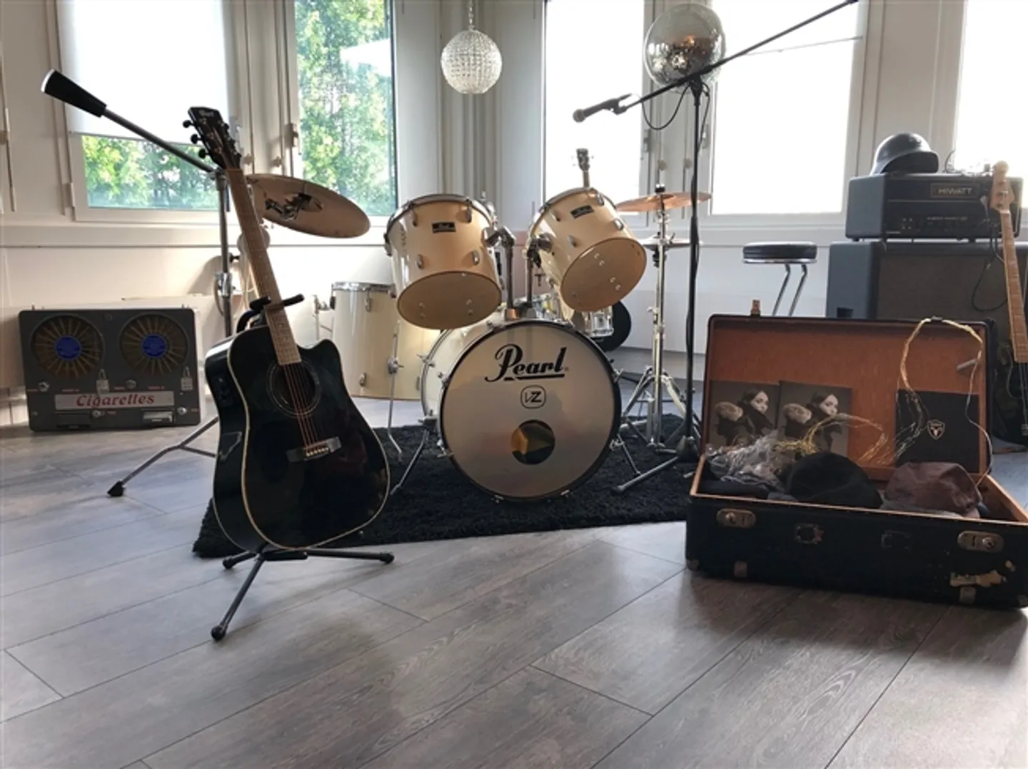 Spacious Office in an Industrial Zone in Préverenges - Photo 8 of 13