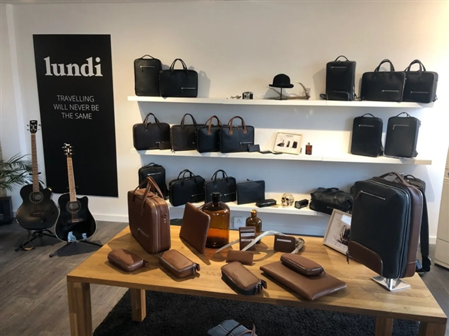 Spacious Office in an Industrial Zone in Préverenges - Photo 13 of 13