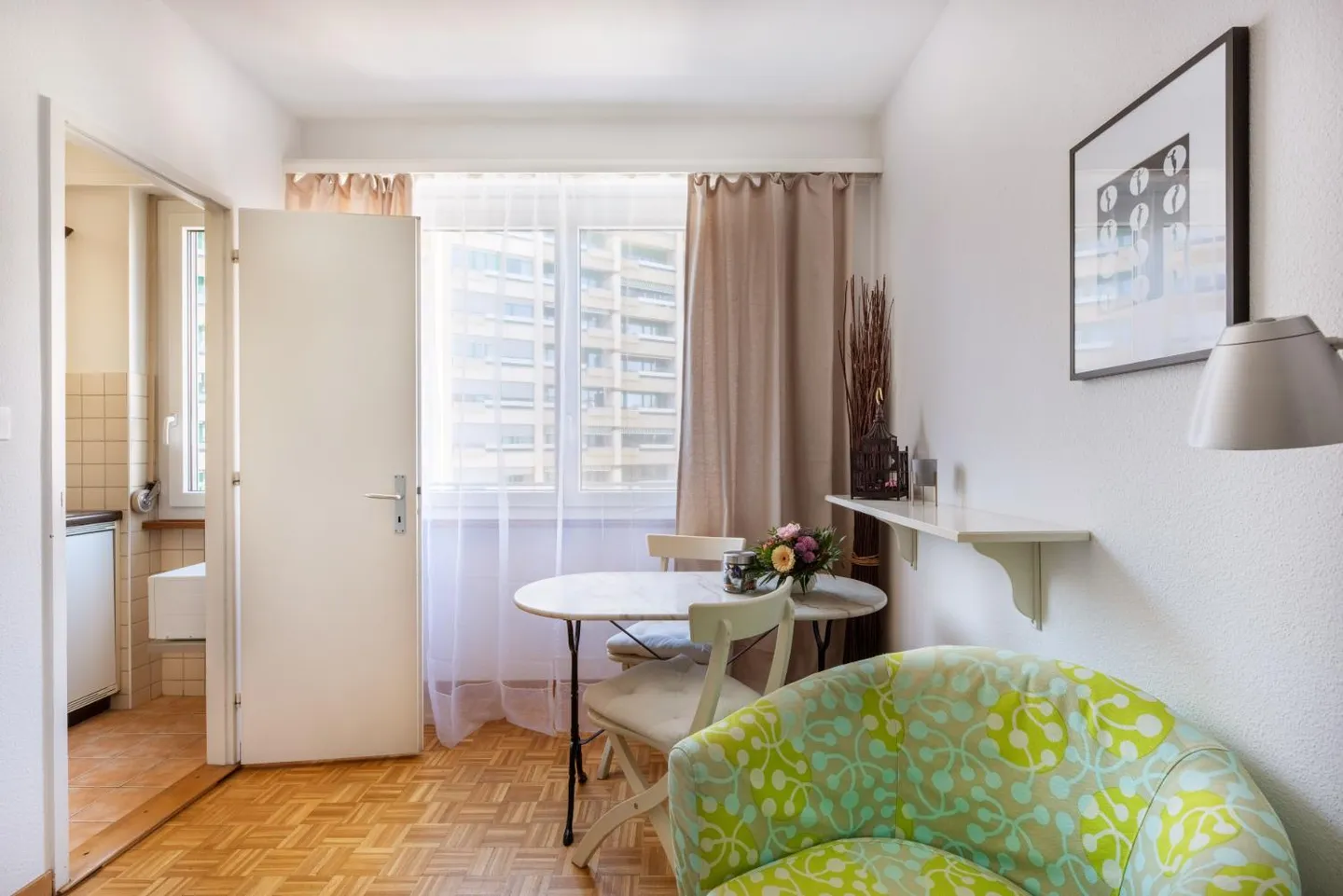 Appartement Meublé en Emplacement Central - Photo 2 sur 3
