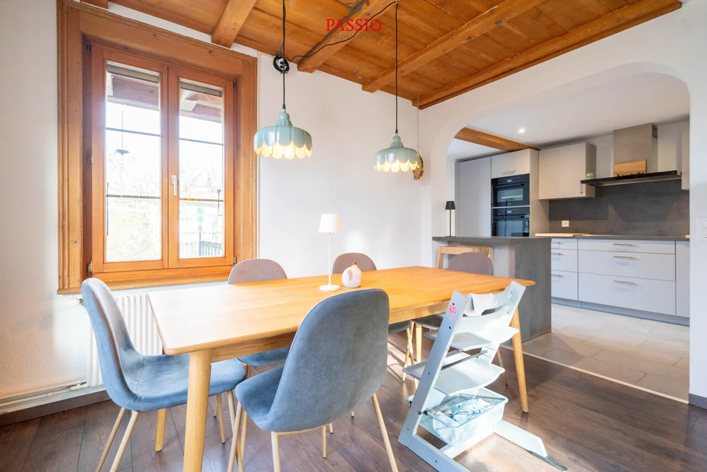 Charmante maison de ferme de 5 pièces avec beaucoup d'espace et d'opportunités - Photo 6 sur 34