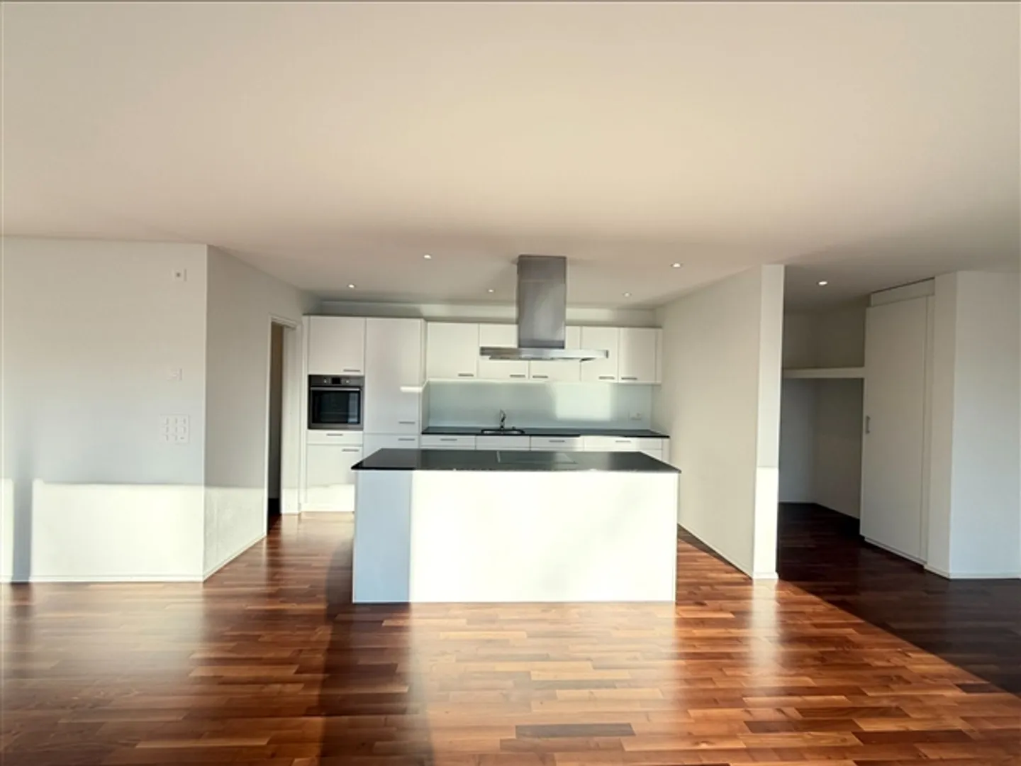 Appartement en terrasse 3.5 pièces avec terrasse de 80 m² - Photo 2 sur 10