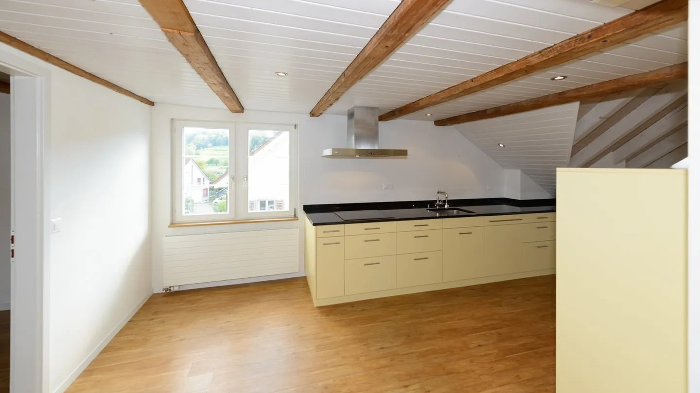 3 ½-Room Attic Apartment with Lots of Charm on the "Outskirts" of Elgg - Photo 5 of 8