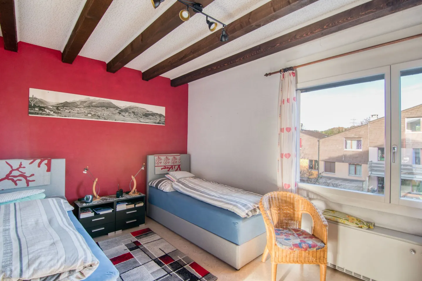 Family-friendly 6-room terraced house with plenty of living space and leisure right at your doorstep - Photo 11 of 33