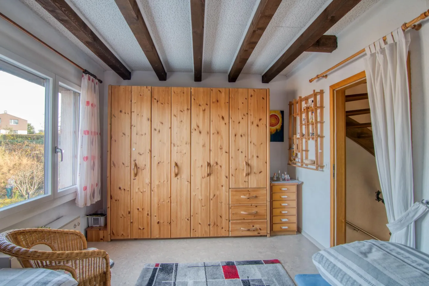 Family-friendly 6-room terraced house with plenty of living space and leisure right at your doorstep - Photo 12 of 33