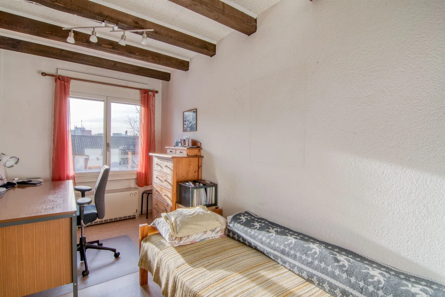 Family-friendly 6-room terraced house with plenty of living space and leisure right at your doorstep - Photo 13 of 33