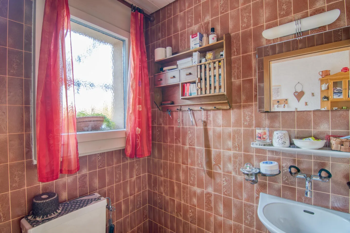 Family-friendly 6-room terraced house with plenty of living space and leisure right at your doorstep - Photo 22 of 33