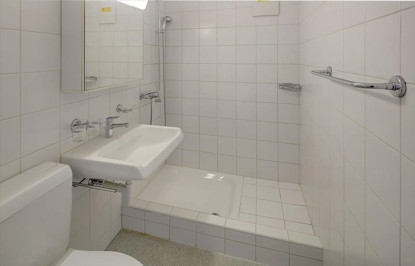 Appartamento in affitto - Foto 4 di 7