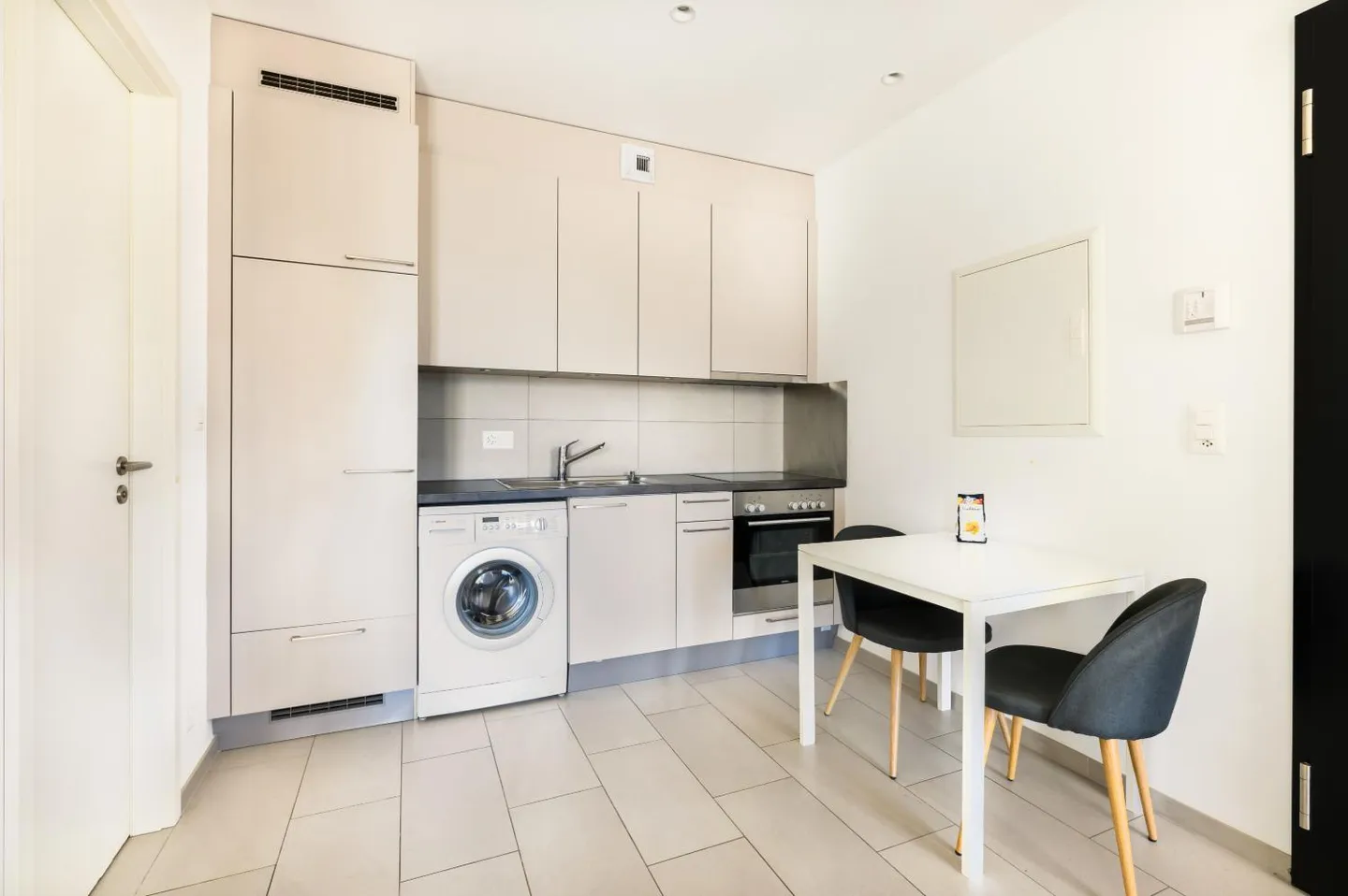 Appartement Attique Stylé - Photo 2 sur 4