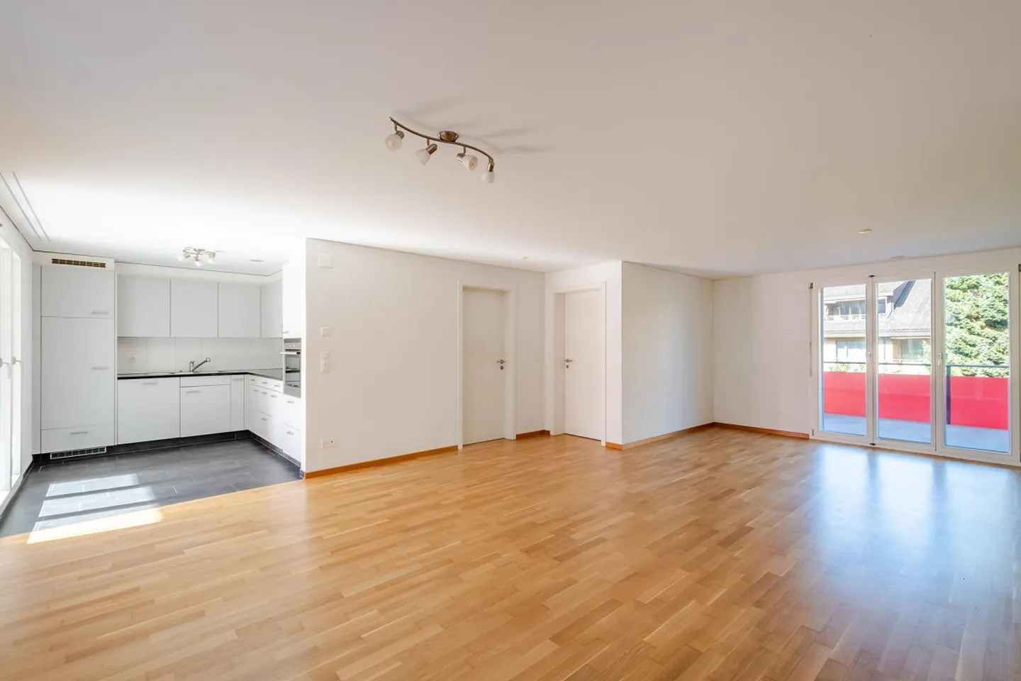 Cozy Apartment in the Heart of the City - Photo 6 of 16