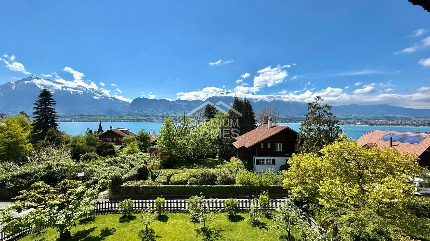 Old building with 636 m² of land - Your realization at Lake Thun! - Photo 5 of 5
