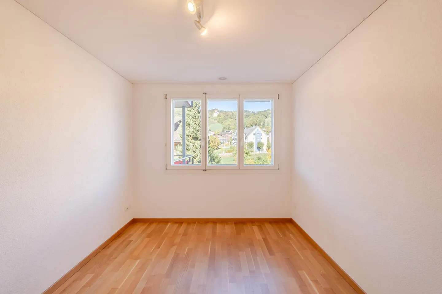 Cozy Apartment in the Heart of the City - Photo 13 of 16