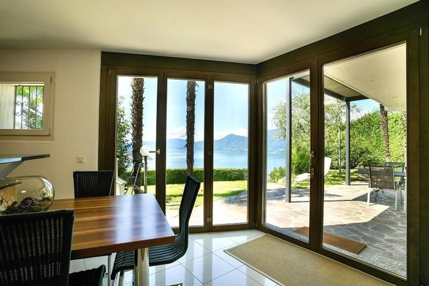 Villa di 7 1/2 locali vista panoramica sul lago - Foto 14 di 47