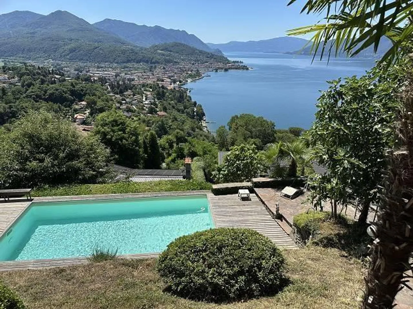 Villa di 7 1/2 locali vista panoramica sul lago - Foto 24 di 47