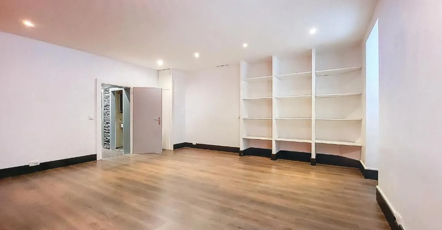 Ground Floor Office Space - Photo 1 of 6