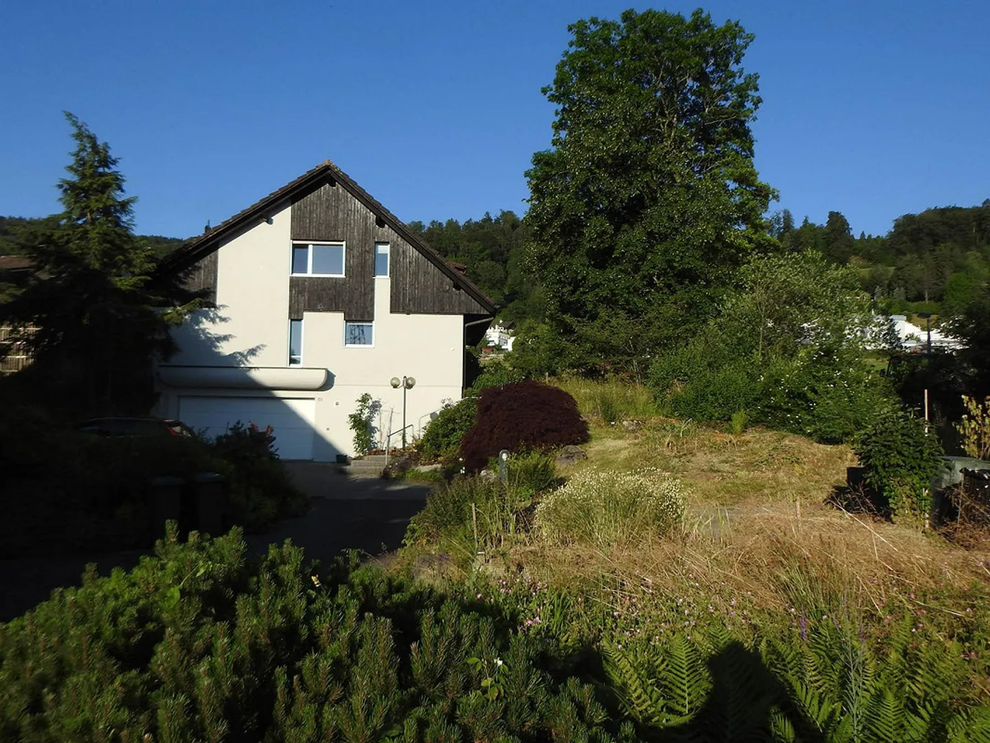 Single-family house with large garden - Photo 1 of 16