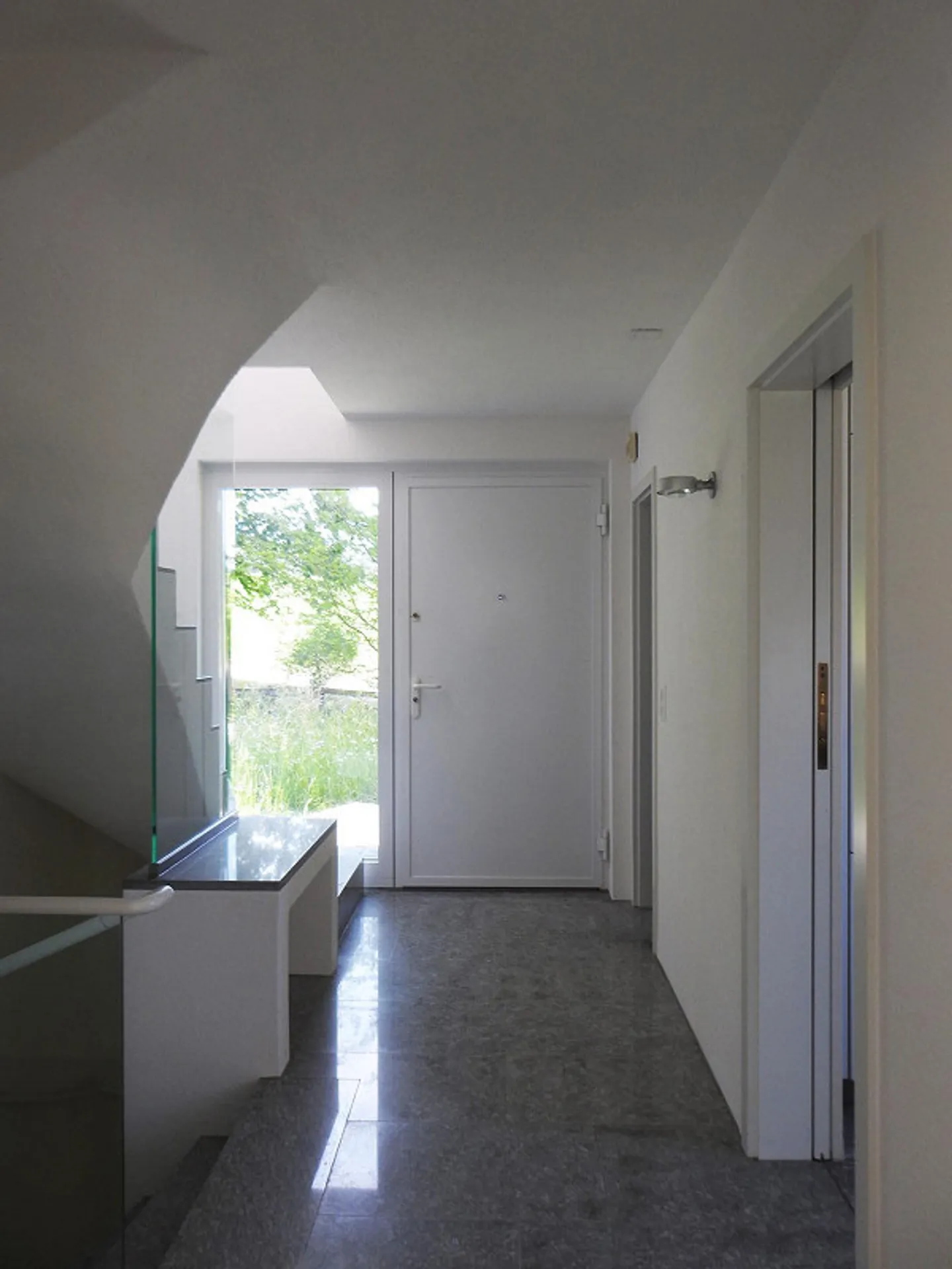Single-family house with large garden - Photo 7 of 16