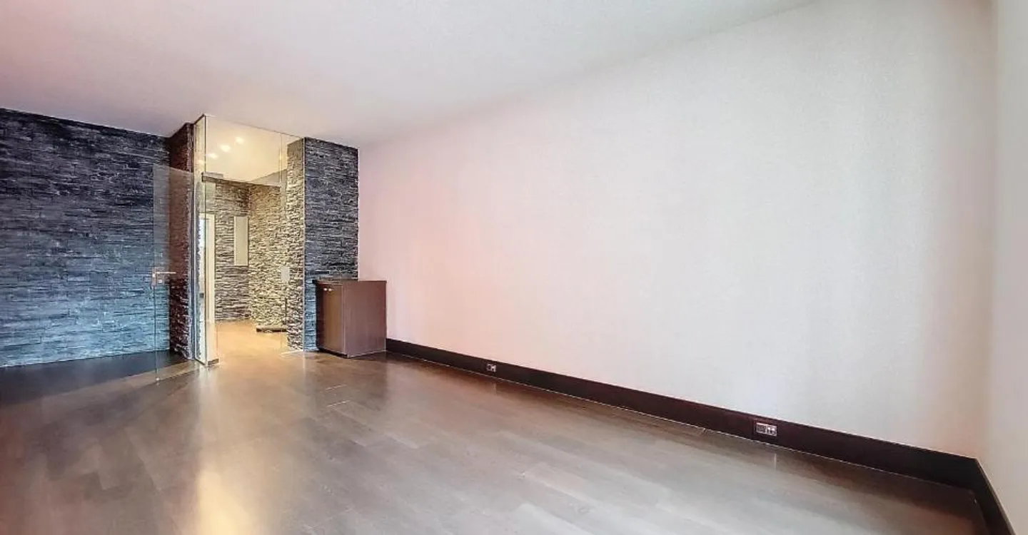 Ground Floor Office Space - Photo 3 of 6