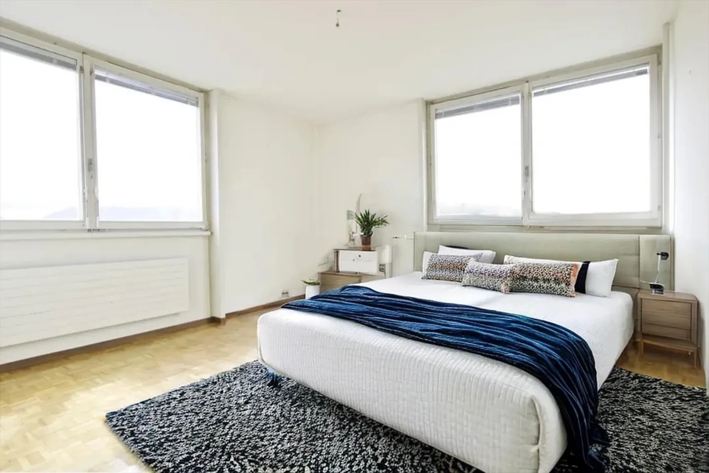 Bright 6-room apartment with magnificent view - Photo 2 of 8
