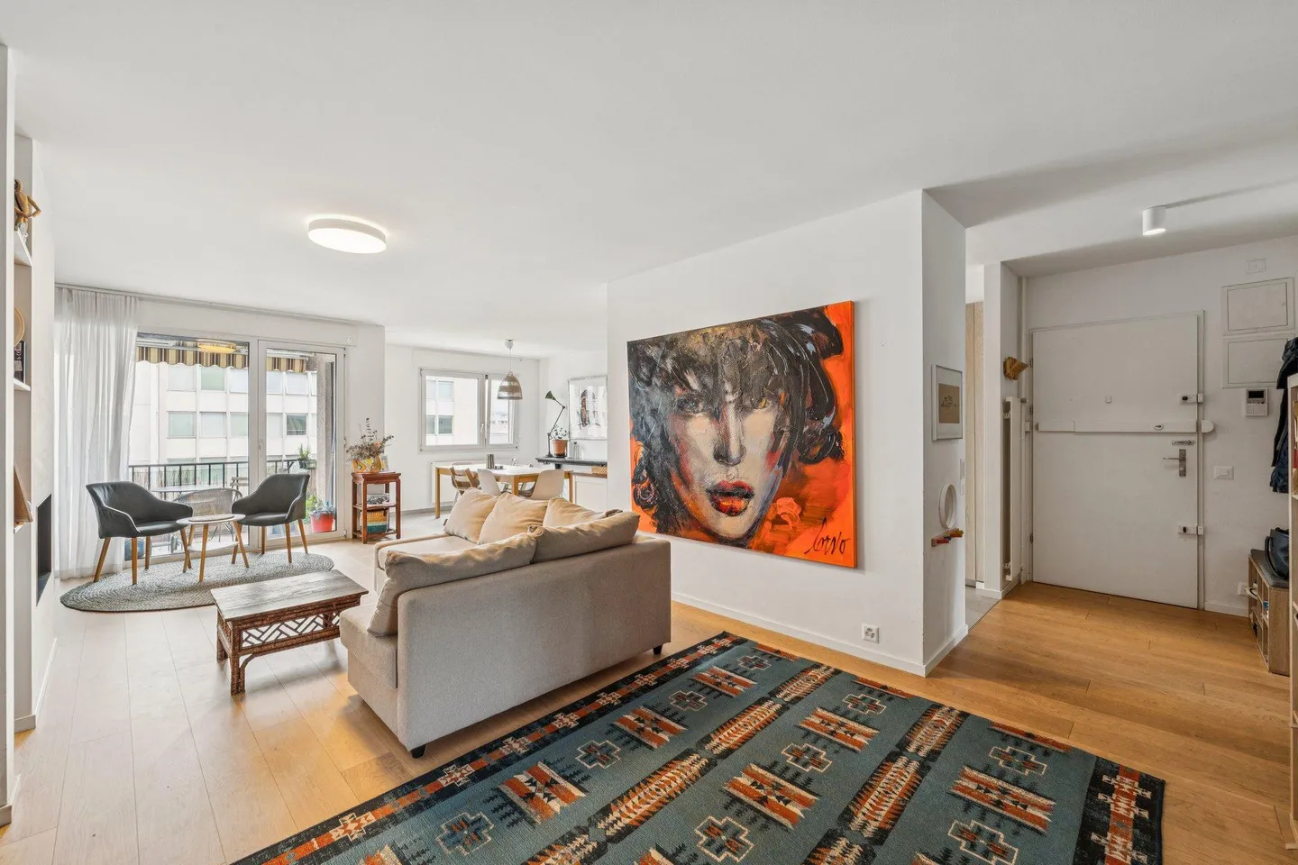 Bel appartement continu avec cheminée - Photo 3 sur 10