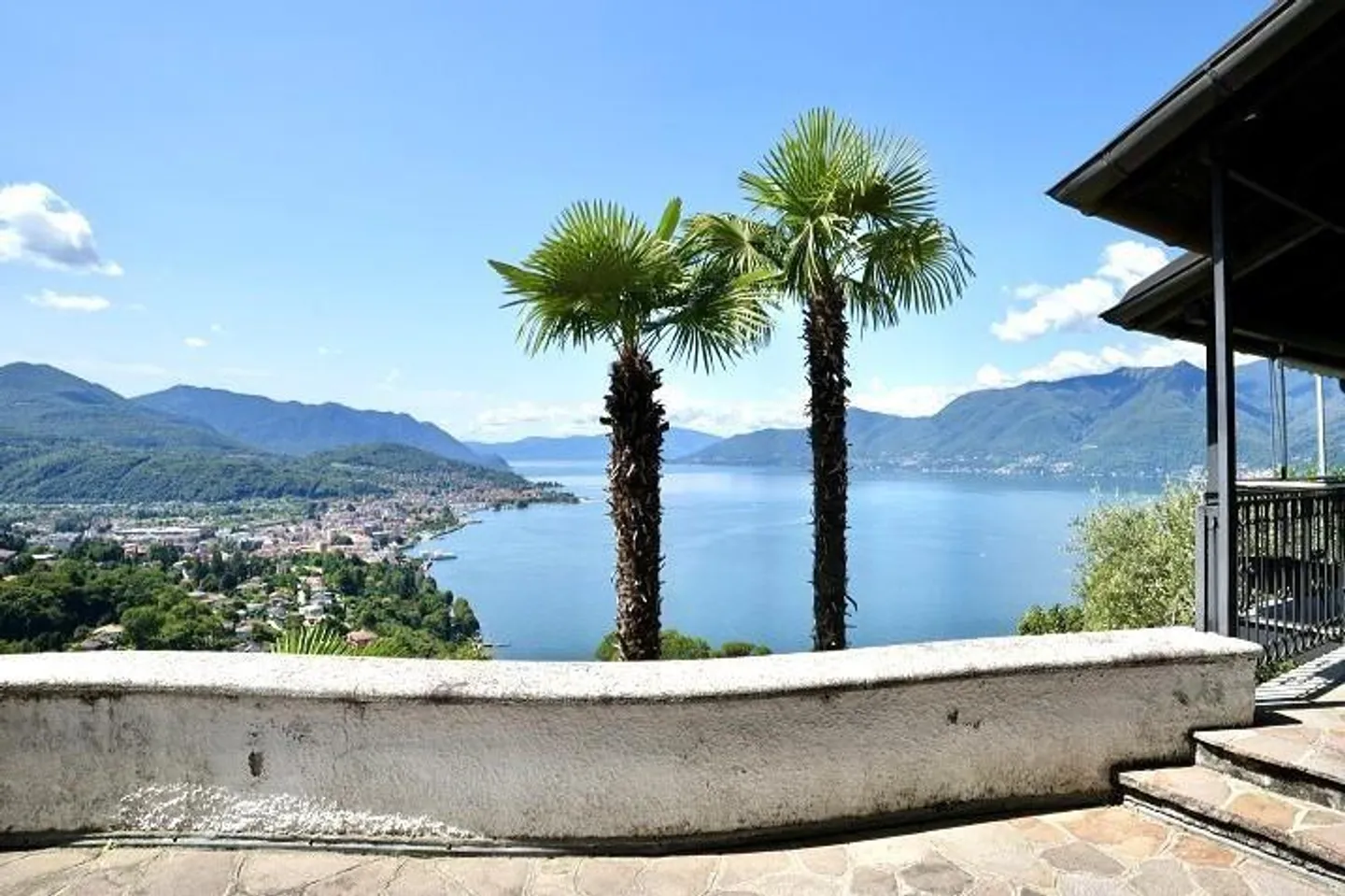 Villa di 7 1/2 locali vista panoramica sul lago - Foto 32 di 47