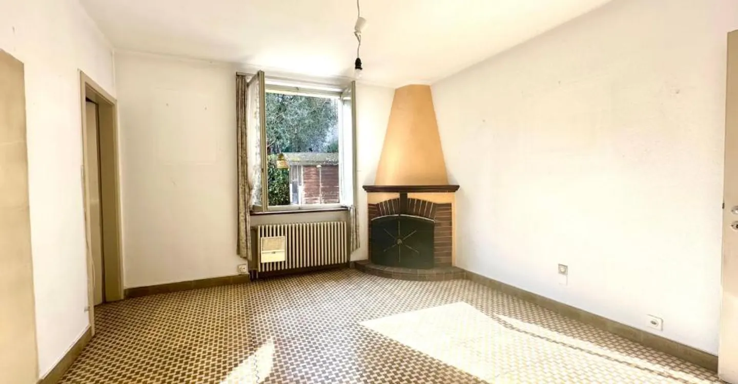 Stunning 7.5-room detached house with garden in Cureglia - Photo 8 of 11