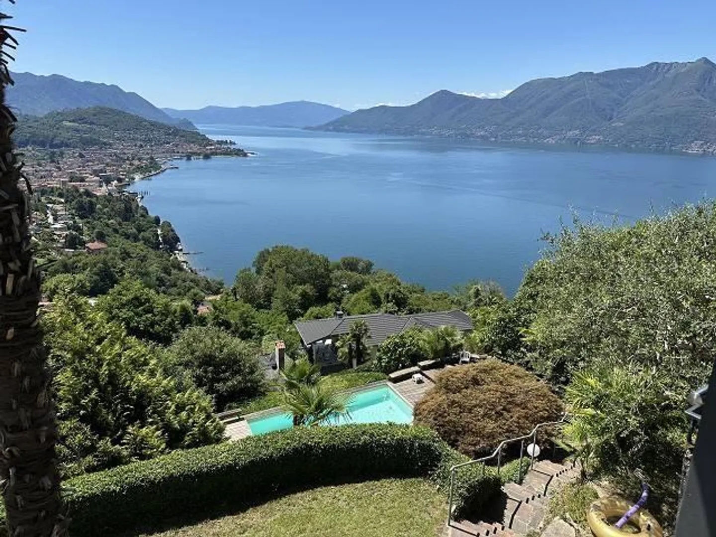 Villa di 7 1/2 locali vista panoramica sul lago - Foto 36 di 47